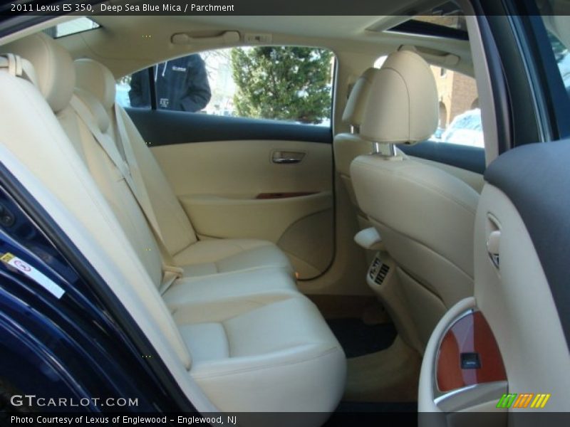 Deep Sea Blue Mica / Parchment 2011 Lexus ES 350