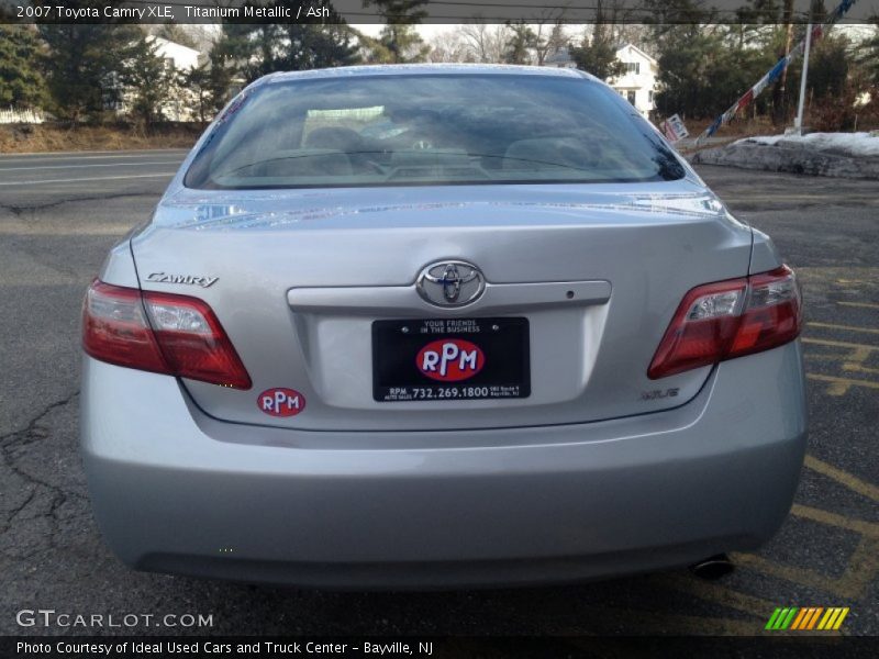 Titanium Metallic / Ash 2007 Toyota Camry XLE