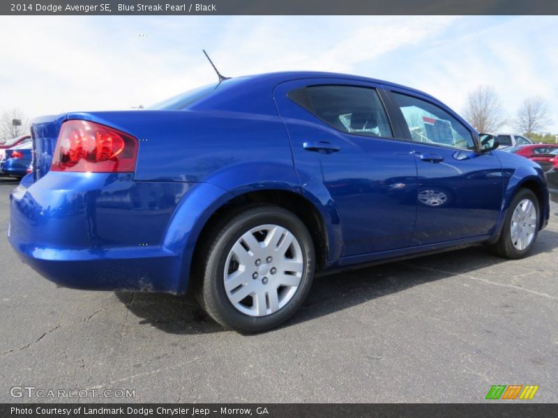 Blue Streak Pearl / Black 2014 Dodge Avenger SE