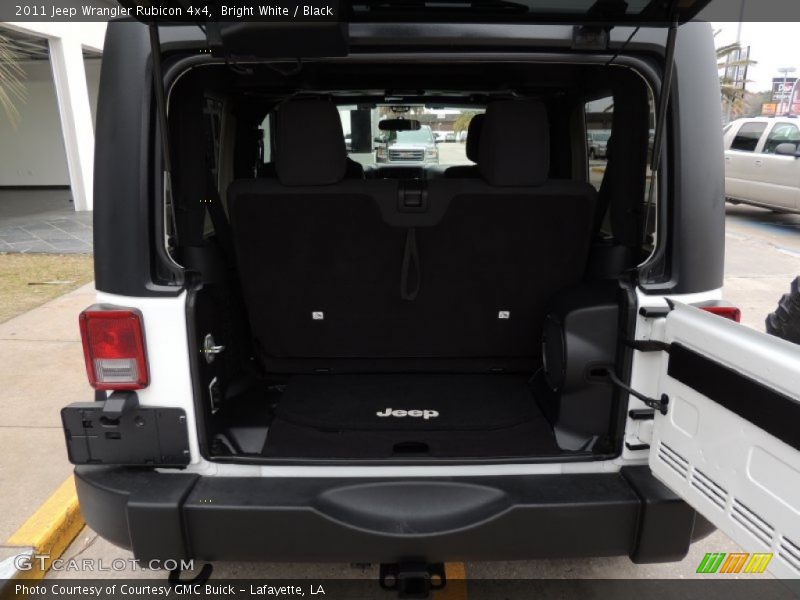 Bright White / Black 2011 Jeep Wrangler Rubicon 4x4