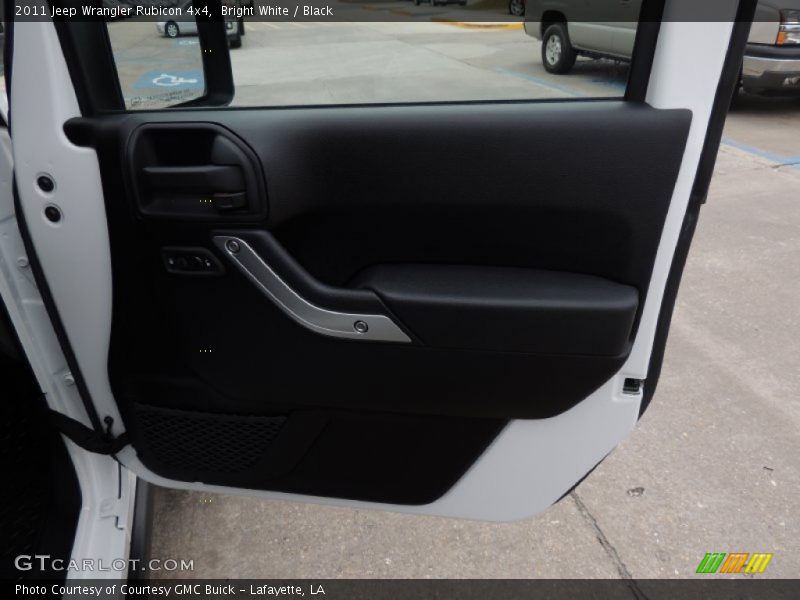 Bright White / Black 2011 Jeep Wrangler Rubicon 4x4