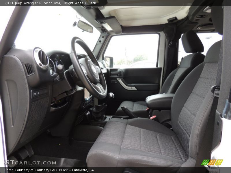 Bright White / Black 2011 Jeep Wrangler Rubicon 4x4