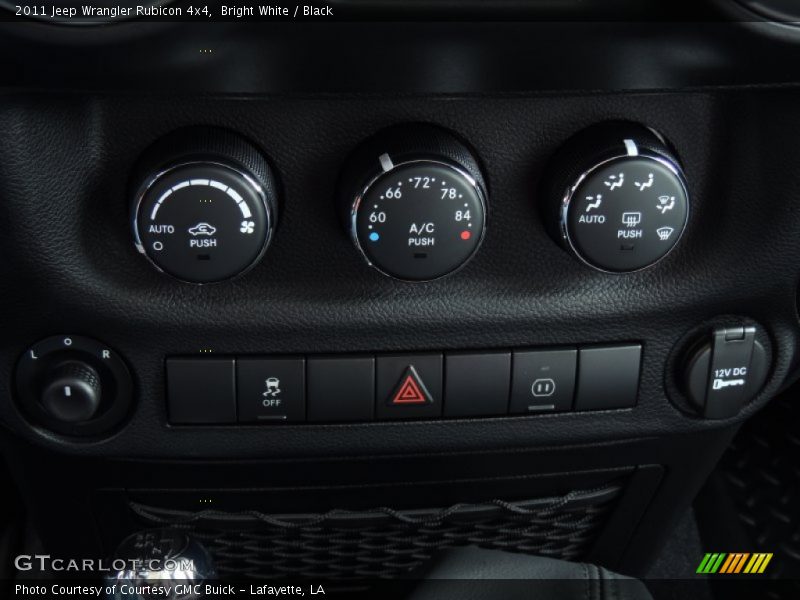 Bright White / Black 2011 Jeep Wrangler Rubicon 4x4