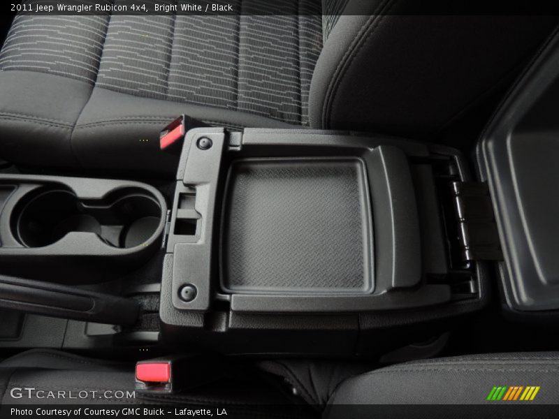 Bright White / Black 2011 Jeep Wrangler Rubicon 4x4