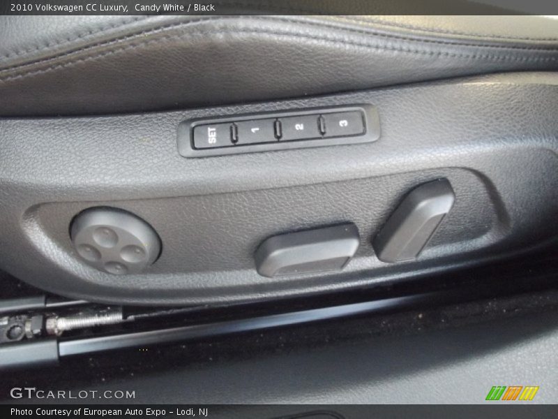 Candy White / Black 2010 Volkswagen CC Luxury