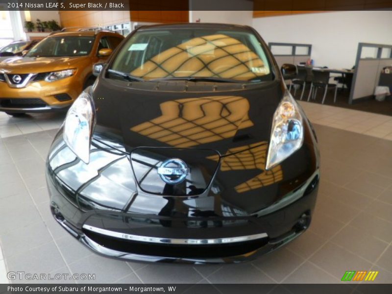 Super Black / Black 2014 Nissan LEAF S