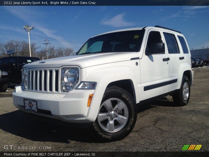 Bright White / Dark Slate Gray 2012 Jeep Liberty Sport 4x4