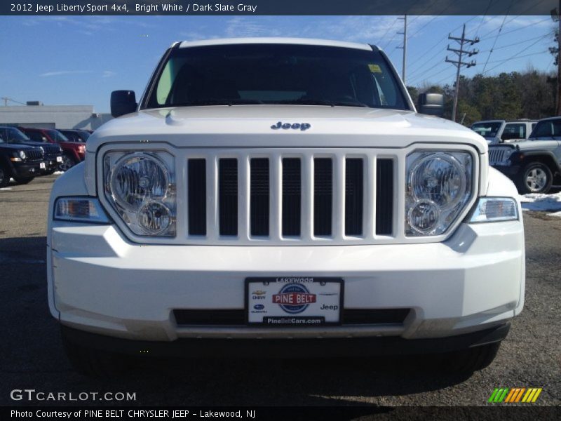 Bright White / Dark Slate Gray 2012 Jeep Liberty Sport 4x4