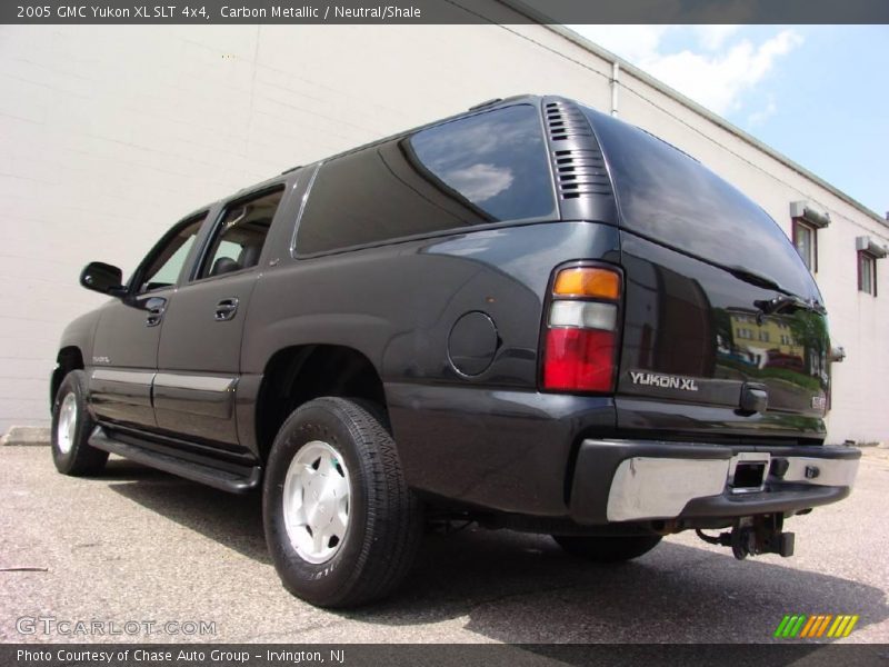 Carbon Metallic / Neutral/Shale 2005 GMC Yukon XL SLT 4x4