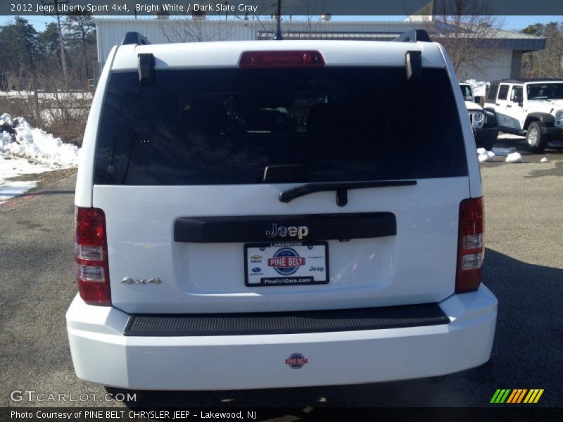 Bright White / Dark Slate Gray 2012 Jeep Liberty Sport 4x4