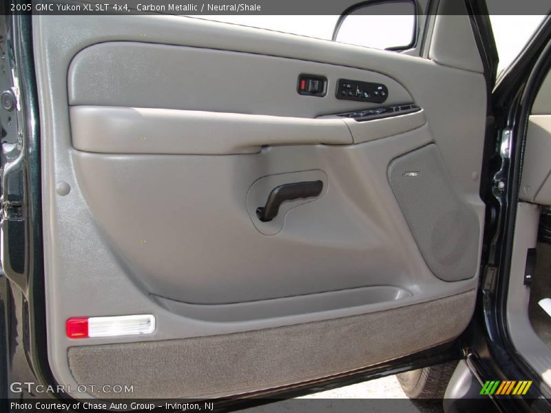 Carbon Metallic / Neutral/Shale 2005 GMC Yukon XL SLT 4x4
