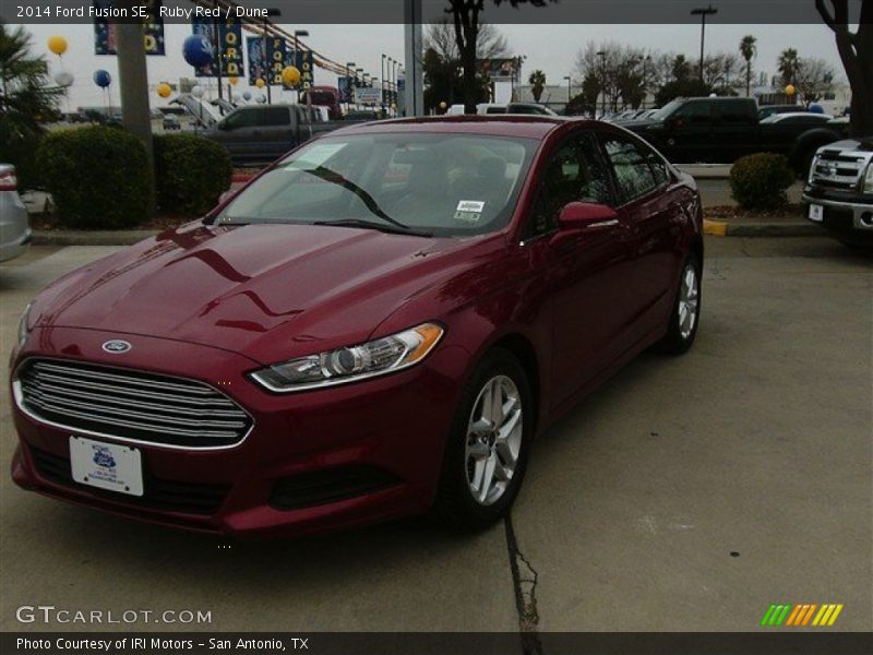 Ruby Red / Dune 2014 Ford Fusion SE