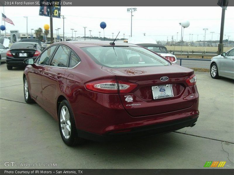 Ruby Red / Dune 2014 Ford Fusion SE