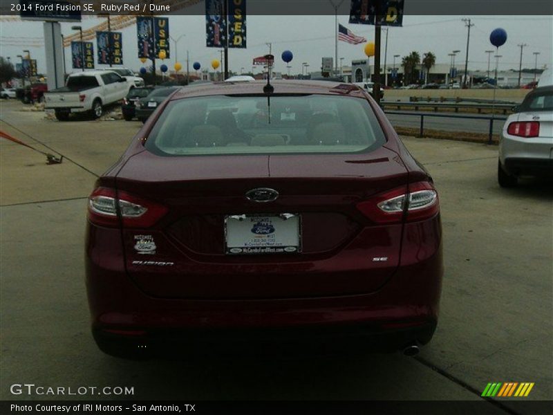 Ruby Red / Dune 2014 Ford Fusion SE