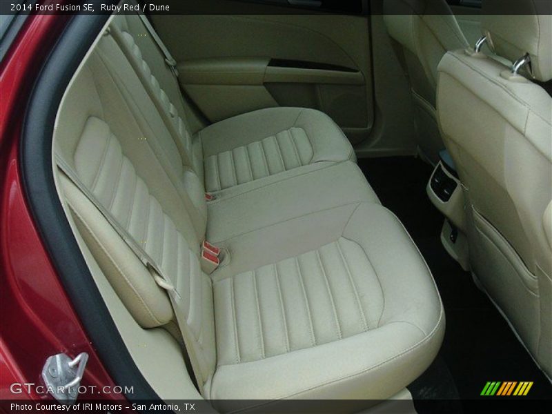 Ruby Red / Dune 2014 Ford Fusion SE