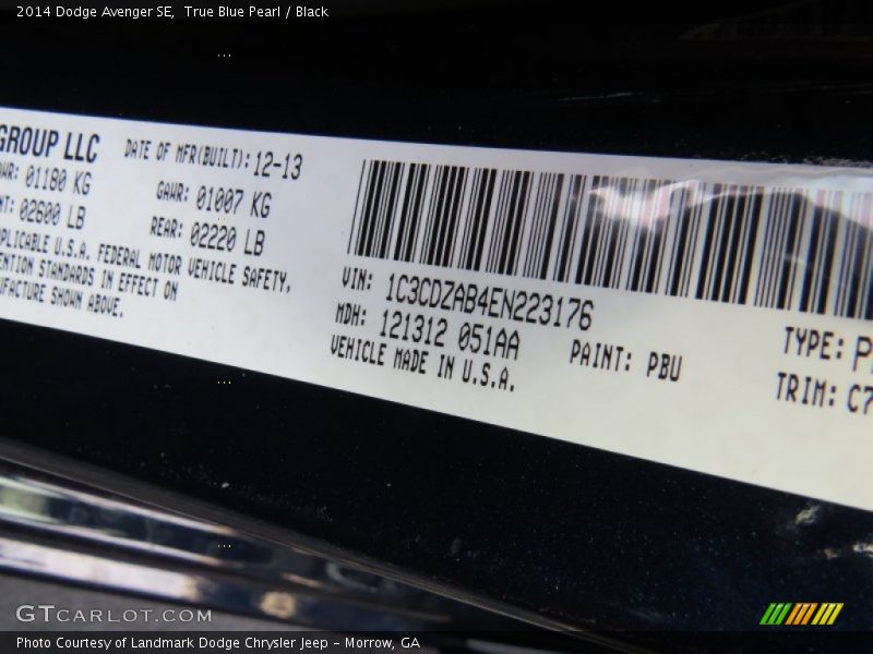 True Blue Pearl / Black 2014 Dodge Avenger SE