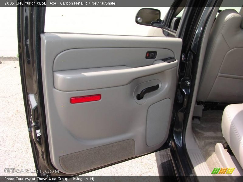 Carbon Metallic / Neutral/Shale 2005 GMC Yukon XL SLT 4x4