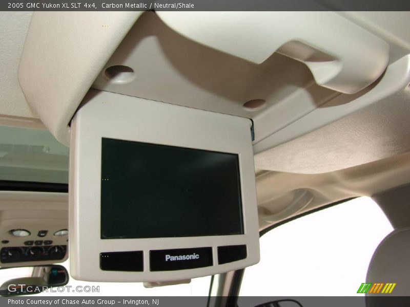 Carbon Metallic / Neutral/Shale 2005 GMC Yukon XL SLT 4x4