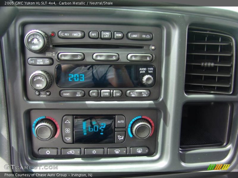 Carbon Metallic / Neutral/Shale 2005 GMC Yukon XL SLT 4x4