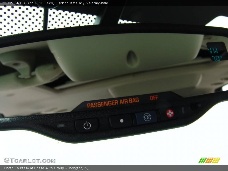 Carbon Metallic / Neutral/Shale 2005 GMC Yukon XL SLT 4x4