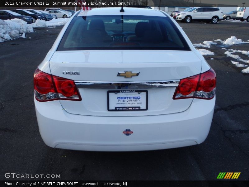 Summit White / Jet Black/Medium Titanium 2013 Chevrolet Cruze LS