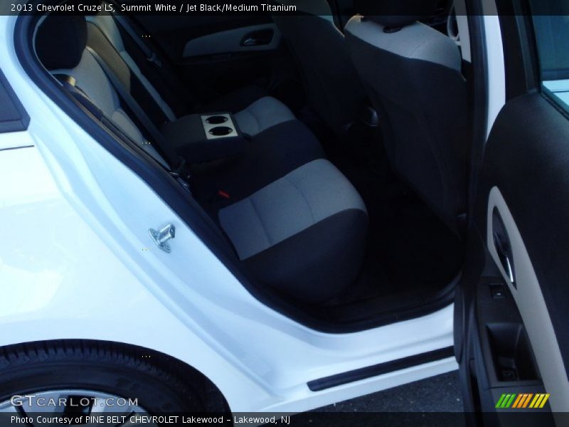 Summit White / Jet Black/Medium Titanium 2013 Chevrolet Cruze LS