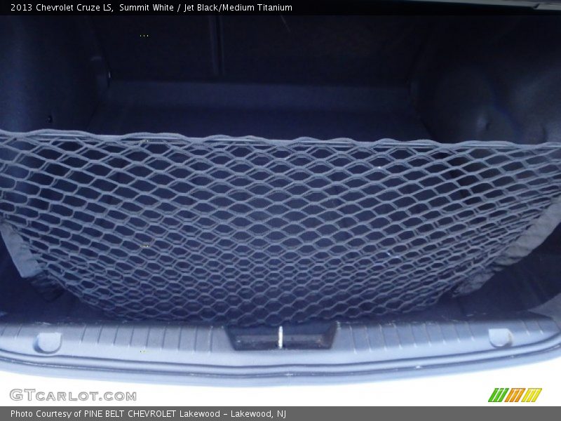 Summit White / Jet Black/Medium Titanium 2013 Chevrolet Cruze LS