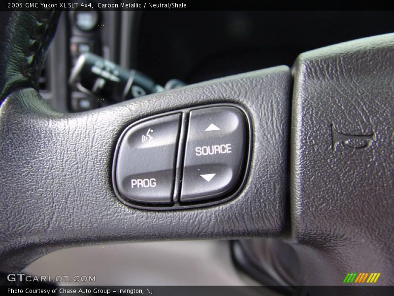 Carbon Metallic / Neutral/Shale 2005 GMC Yukon XL SLT 4x4