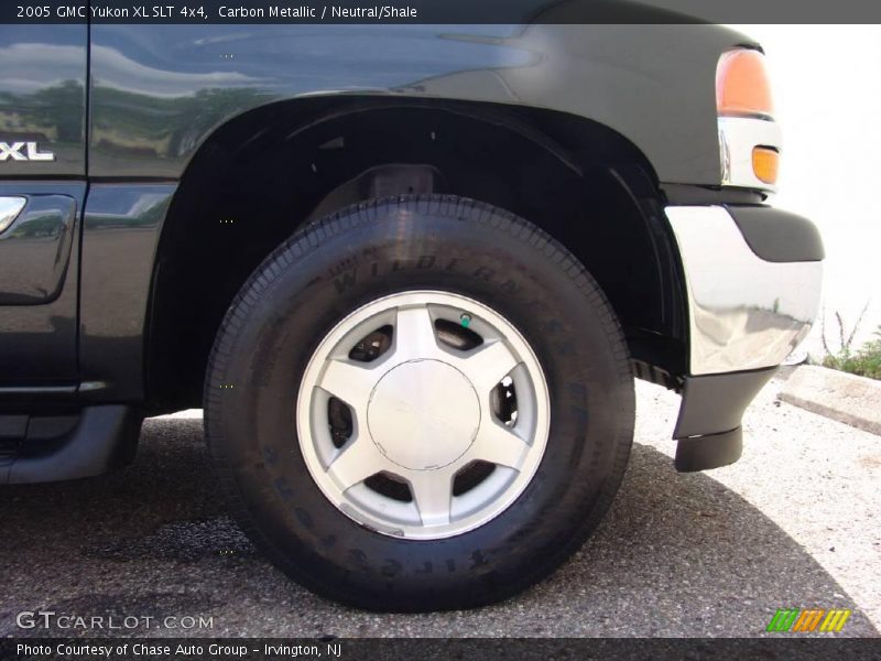 Carbon Metallic / Neutral/Shale 2005 GMC Yukon XL SLT 4x4