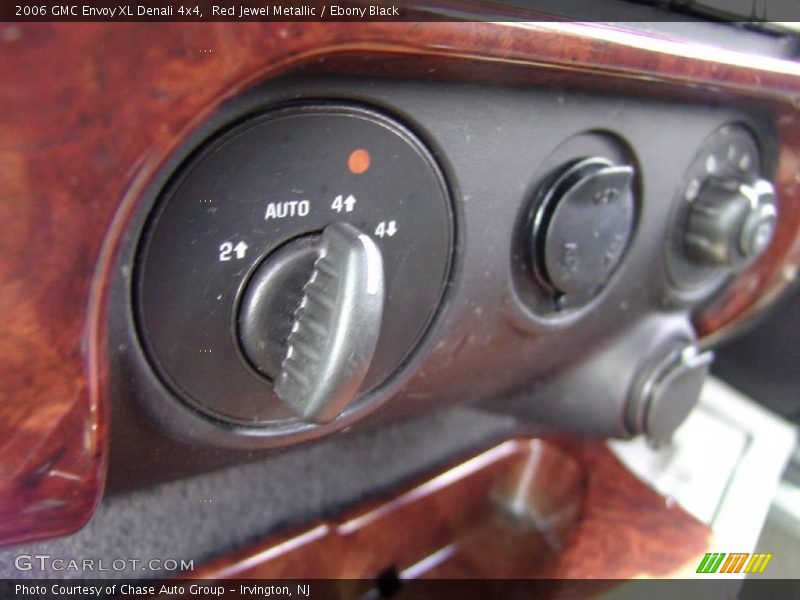 Red Jewel Metallic / Ebony Black 2006 GMC Envoy XL Denali 4x4