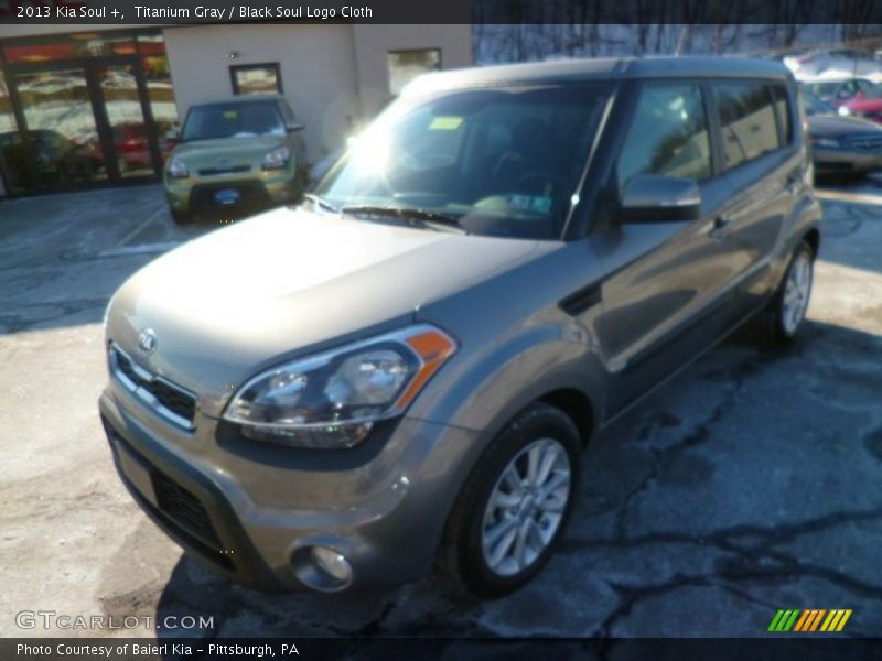Titanium Gray / Black Soul Logo Cloth 2013 Kia Soul +