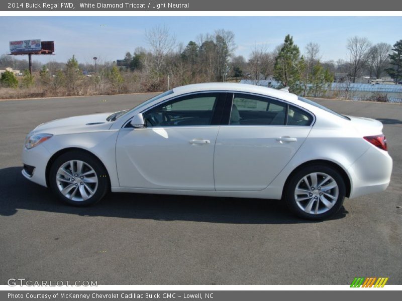 White Diamond Tricoat / Light Neutral 2014 Buick Regal FWD