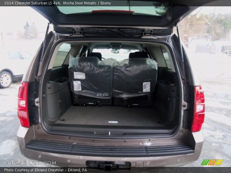  2014 Suburban LS 4x4 Trunk