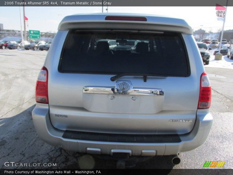 Titanium Metallic / Stone Gray 2006 Toyota 4Runner SR5 4x4
