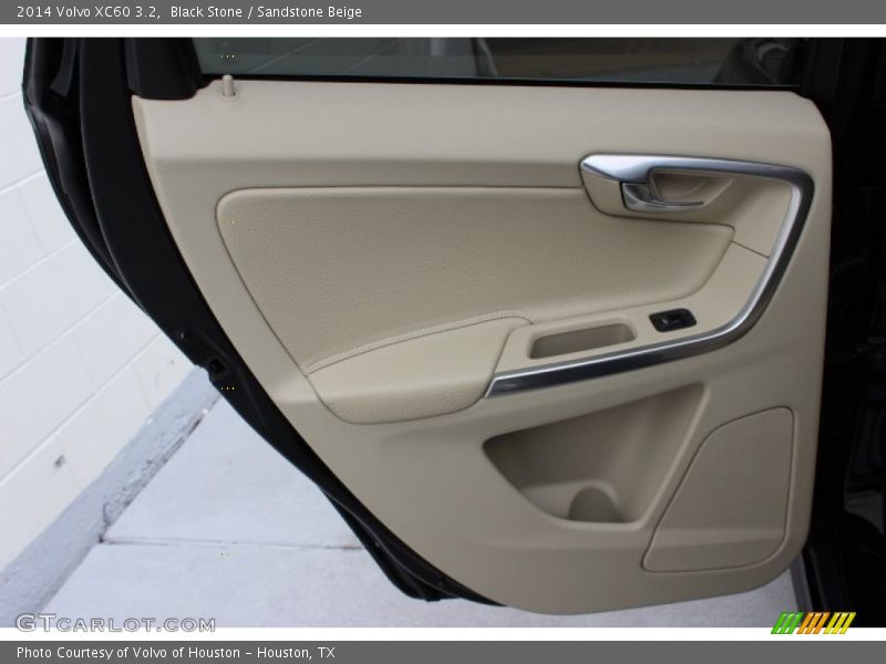 Black Stone / Sandstone Beige 2014 Volvo XC60 3.2