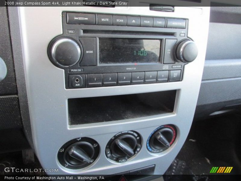 Light Khaki Metallic / Dark Slate Gray 2008 Jeep Compass Sport 4x4