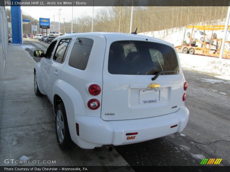 Arctic Ice White / Ebony 2011 Chevrolet HHR LS