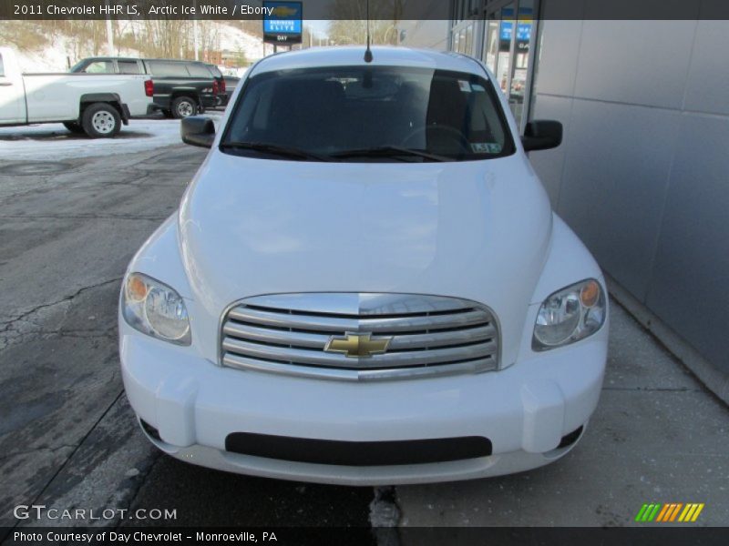 Arctic Ice White / Ebony 2011 Chevrolet HHR LS
