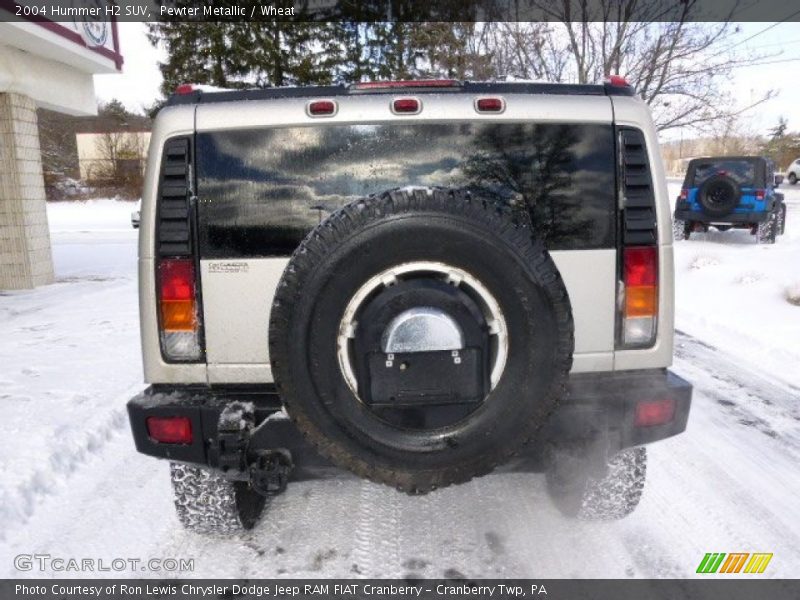 Pewter Metallic / Wheat 2004 Hummer H2 SUV