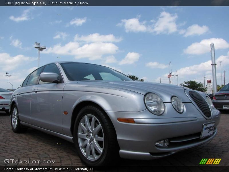 Platinum Metallic / Ivory 2002 Jaguar S-Type 4.0