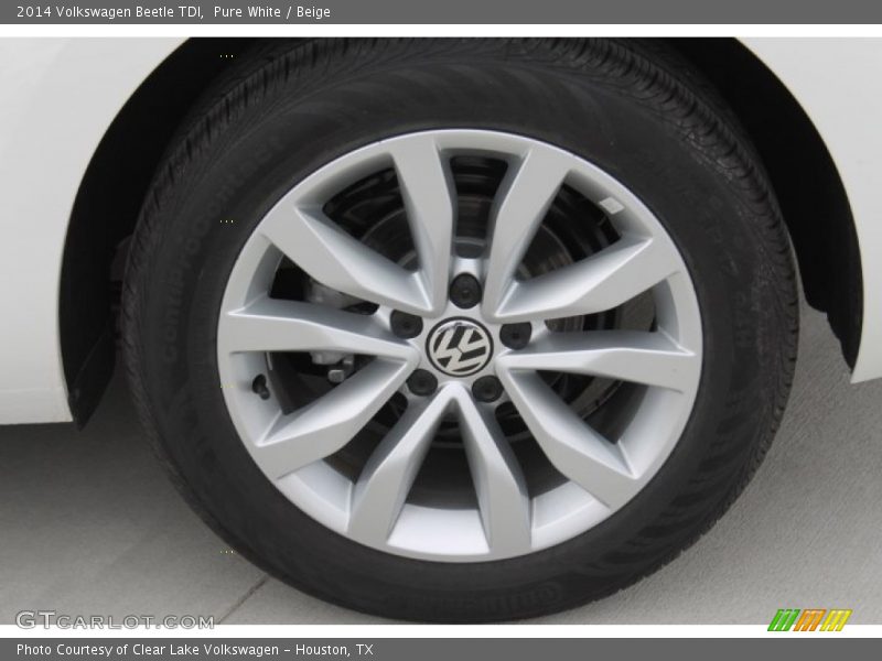 Pure White / Beige 2014 Volkswagen Beetle TDI