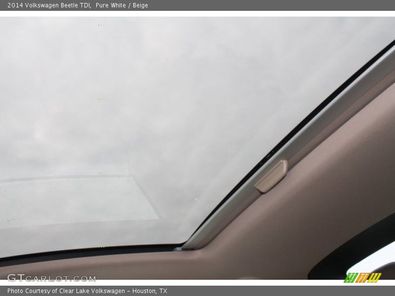 Pure White / Beige 2014 Volkswagen Beetle TDI