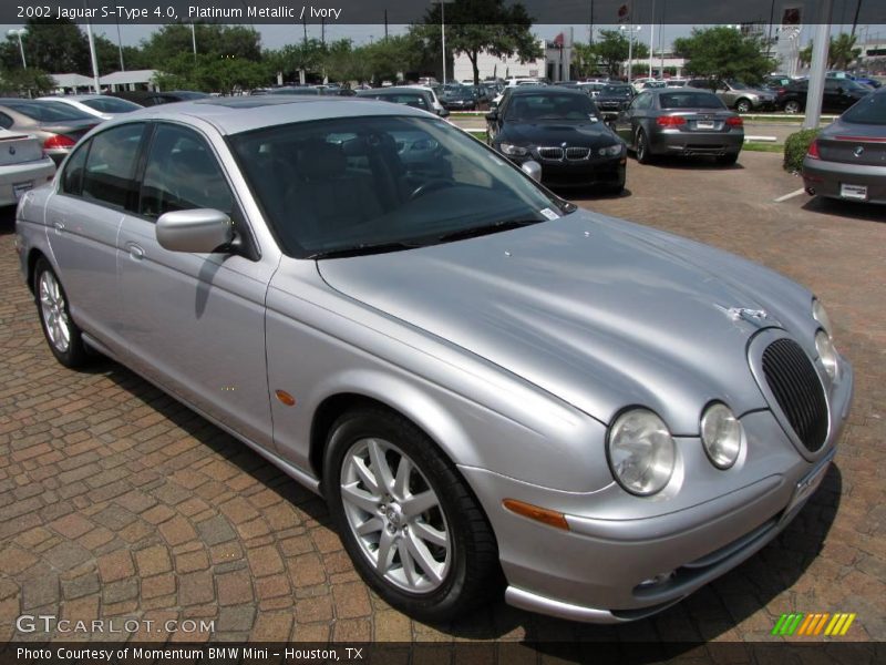 Platinum Metallic / Ivory 2002 Jaguar S-Type 4.0