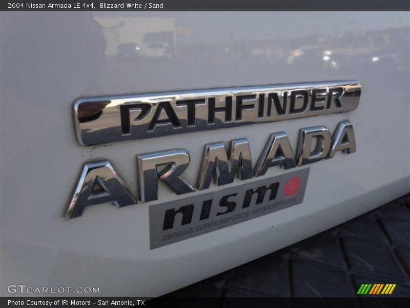 Blizzard White / Sand 2004 Nissan Armada LE 4x4