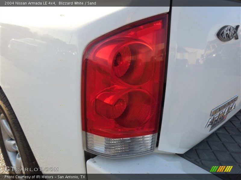 Blizzard White / Sand 2004 Nissan Armada LE 4x4