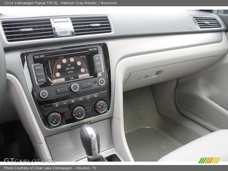 Platinum Gray Metallic / Moonrock 2014 Volkswagen Passat TDI SE