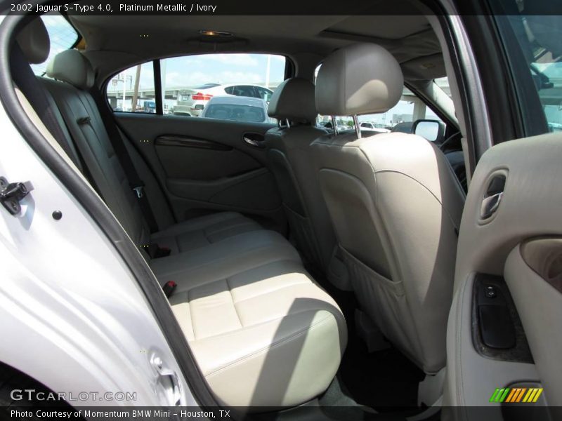 Platinum Metallic / Ivory 2002 Jaguar S-Type 4.0
