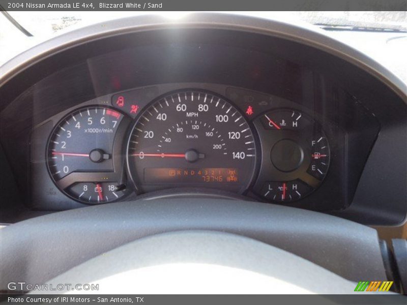 Blizzard White / Sand 2004 Nissan Armada LE 4x4