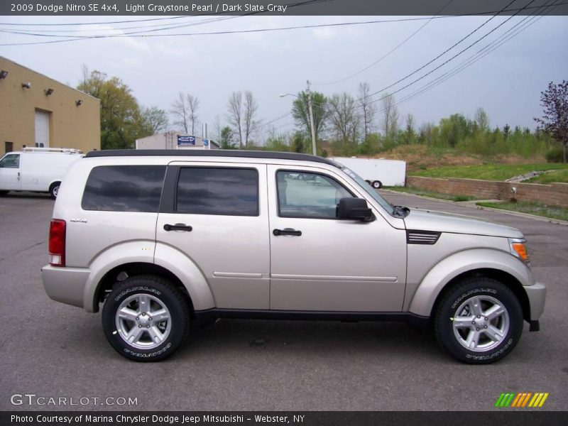 Light Graystone Pearl / Dark Slate Gray 2009 Dodge Nitro SE 4x4