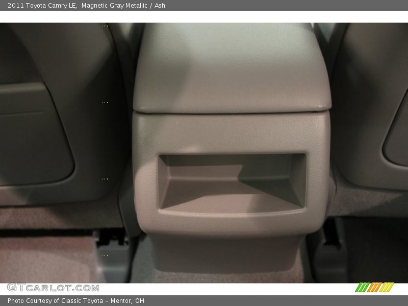 Magnetic Gray Metallic / Ash 2011 Toyota Camry LE